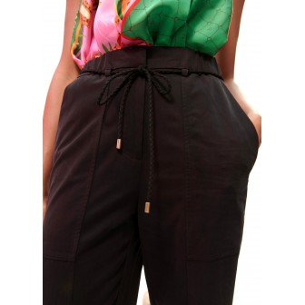 PANTALÓN-FLUIDO-CINTURÓN-CORDÓN-NEGRO-LOLA-CASADEMUNT 2