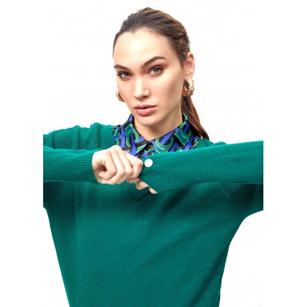 JERSEY-CUELLO-PICO-CANALÉ-BOTONES-VERDE-LOLA-CASADEMUNT