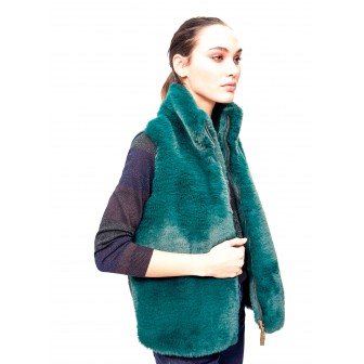 CHALECO-COMBINADO-PELO-ACOLCHADO-VERDE-LOLA-CASADEMUNT 2
