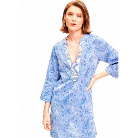 KAFTAN-AZUL-PEDRERÍA-LARGO-AZUL-ESTAMPADO-JACQUARD-LOLA-CASADEMUNT KAFTAN-AZUL-PEDRERÍA-LARGO-AZUL-ESTAMPADO-JACQUARD-LOLA-CASADEMUNT