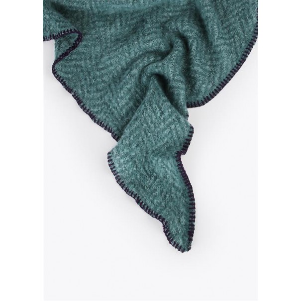 BUFANDA.FORMA-ESPIGA.AZUL-MENTA-BORDES-LILA-LOLA-CASADEMUNT