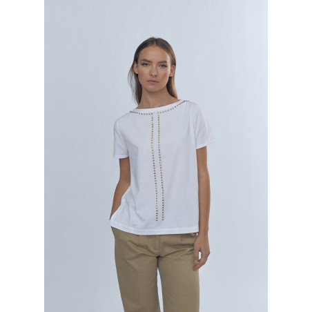 CAMISETA-TACHUELAS-DORADAS-LOLA-CASADEMUNT