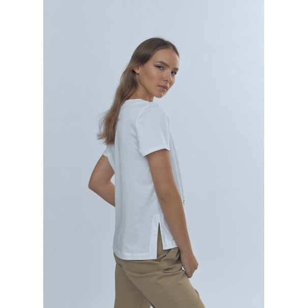 CAMISETA-TACHUELAS-DORADAS-LOLA-CASADEMUNT