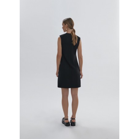 VESTIDO-SIN-MANGAS-NEGRO--DETALLE-CADEMA-DORADO-LOLA-CASADEMUNT VESTIDO-SIN-MANGAS-NEGRO--DETALLE-CADEMA-DORADO-LOLA-CASADEMUNT