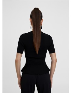 CAMISETA-NEGRA-PUNTO-MANGA-CORTA-VOLANTE-BAJO-LOLA-CASADEMUNT 2