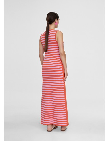 VESTIDO-RAYAS-LISO-ROJO-ROSA-TIRAMTES-ESCOTE-PICO-LOLA-CASADEMUNT
