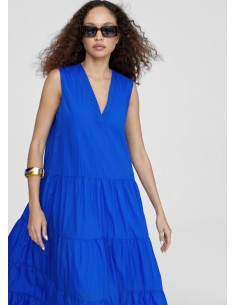 VESTIDO-LARGO-AZUÓN-FLUIDO-SIN-MANGAS-VOLANTES-ESCOTE-PICO-LOLA-CASADEMUNT