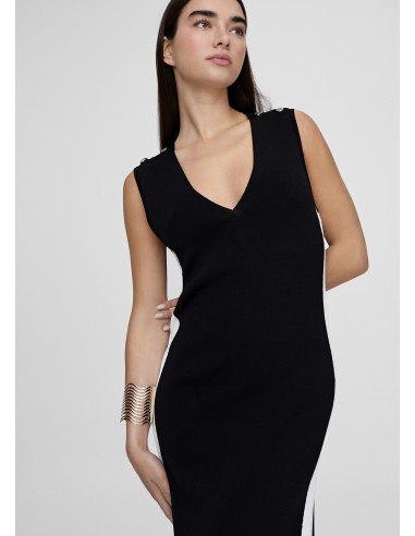 VESTIDO-MIDI-LARGO-NEGRO-BANDAS-BLABCAS-LATERALES-ABERTURAS-LOLA-CASADEMUNT