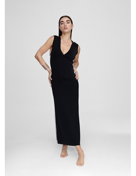 VESTIDO-MIDI-LARGO-NEGRO-BANDAS-BLABCAS-LATERALES-ABERTURAS-LOLA-CASADEMUNT VESTIDO-MIDI-LARGO-NEGRO-BANDAS-BLABCAS-LATERALES-ABERTURAS-LOLA-CASADEMUNT