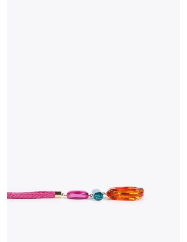 COLLAR-CORDÓN-FUCSIA-MAXI-COLGANTE-PIEZAS-MULTICOLOR-LOLA-CASADEMUNT