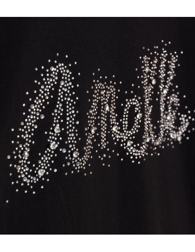 CAMISETA-NEGRA.LOGO-PLATA-CUELLO-RENDPNDO-MANGA-CORTA-ANEKKE