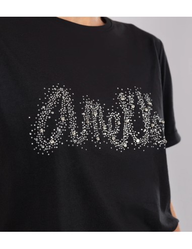 CAMISETA-NEGRA.LOGO-PLATA-CUELLO-RENDPNDO-MANGA-CORTA-ANEKKE