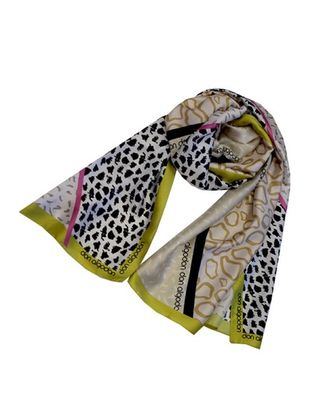 PAÑUELO-ESTAMPADOS-ANIMAL-PRINT-VERDE-BLANCO-NEGRO-RIBETE-VERDE-LOGOTPADO-PAROS-DON-ALGODÓN PAÑUELO-ESTAMPADOS-ANIMAL-PRINT-VERDE-BLANCO-NEGRO-RIBETE-VERDE-LOGOTPADO-PAROS-DON-ALGODÓN