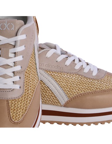 ZAPATILLAS-DEPORTIVAS-COMBINADAS.RAFIA-PIEL SINTÉTICA-TONOS-MARRONES-BLACO-PALTAFORMA-BLANCO-TEJA-LALA-CON-ALGODÓN