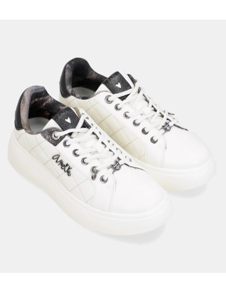 DEPORTIVAS-SNEAKERS-BLANCAS-COMBINADAS-NEGRO-PLATAFORMA-DREAMVERSE-ANEKKE DEPORTIVAS-SNEAKERS-BLANCAS-COMBINADAS-NEGRO-PLATAFORMA-DREAMVERSE-ANEKKE