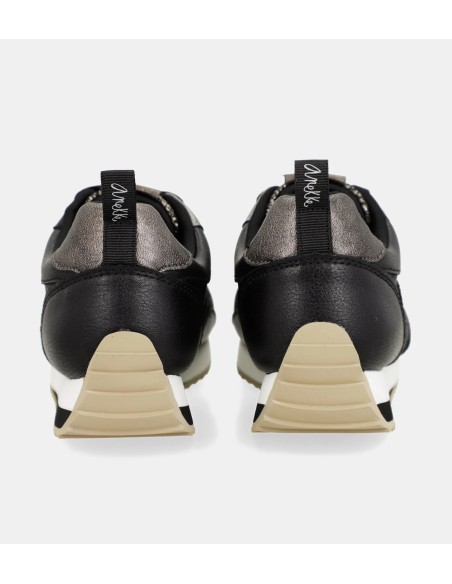 DEPORTIVAS NEGRAS TRAVEL ANEKKE