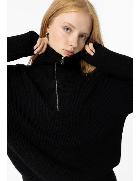 JERSEY-PUNTO-NEGRO-CREMALLERA-CUELLO-CANALÉ-ARIANRHOD-TIFFOSI
