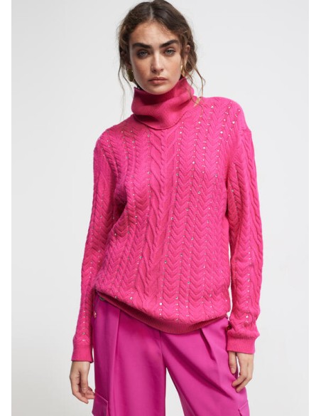 JERSEY-TRENZADO-FUCSIA-CUELLO-EXTRAÍBLE-STRASS-LOLA-CASADEMUNT