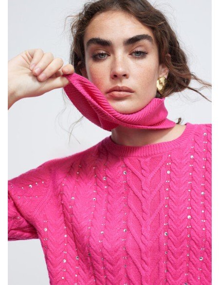 JERSEY-TRENZADO-FUCSIA-CUELLO-EXTRAÍBLE-STRASS-LOLA-CASADEMUNT