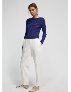 PANTALÓN-BLANCO-JOGGER-CINTURA-ENGOMADA-AZUL-BOLSILLOS-LATERALES-LOLA-CASADEMUNT