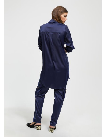 BLUSÓN-SATINADO-AZUL-NOCHE-.FORMATO-CAMISERO-LOLA-CASADEMUNT BLUSÓN-SATINADO-AZUL-NOCHE-.FORMATO-CAMISERO-LOLA-CASADEMUNT