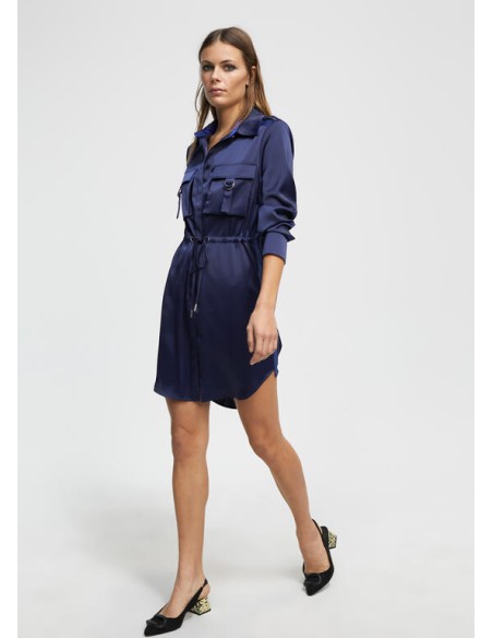 BLUSÓN-SATINADO-AZUL-NOCHE-.FORMATO-CAMISERO-LOLA-CASADEMUNT BLUSÓN-SATINADO-AZUL-NOCHE-.FORMATO-CAMISERO-LOLA-CASADEMUNT