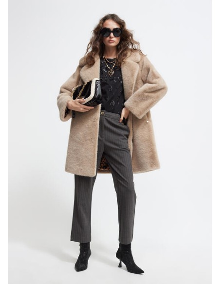 BANDOLERA-NEGRA-SOLAPA-BORREGUITO-CIERRE-LOGO-DORADO.ASA-COMBINADA-LOLA-CASADEMUNT