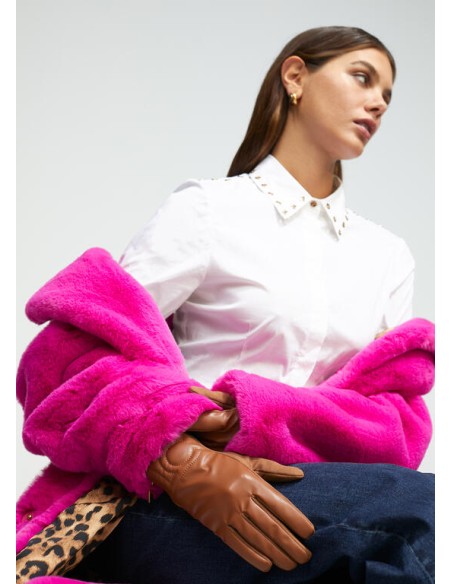 GUANTES-MARRÓN-EFECTO-PIEL-CREMALLERA-LATERAL-LOLA-CASADEMUNT