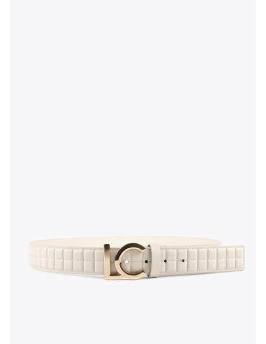 CINTURÓN-ACOLCHADO-CUADRADOS-HEBILLA-LOGO-DORADO