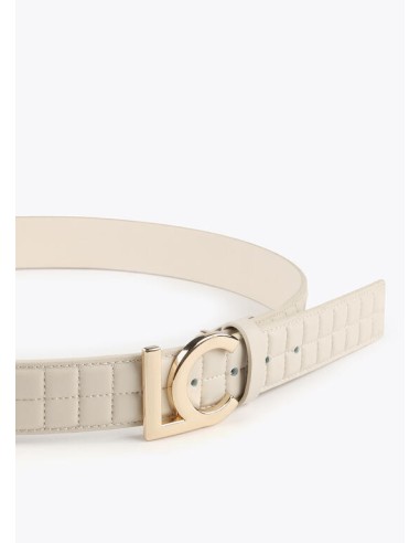 CINTURÓN-ACOLCHADO-CUADRADOS-HEBILLA-LOGO-DORADO