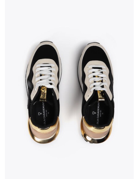 SNEAKERS-NEGRAS-COMBINADAS-BEIGE-MARRÓN-DETALLES-DORADOS-CORDONES-DOS COLORES-LOLA-CASADEMUNT