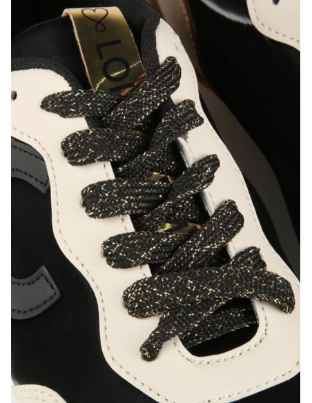 SNEAKERS-NEGRAS-COMBINADAS-BEIGE-MARRÓN-DETALLES-DORADOS-CORDONES-DOS COLORES-LOLA-CASADEMUNT