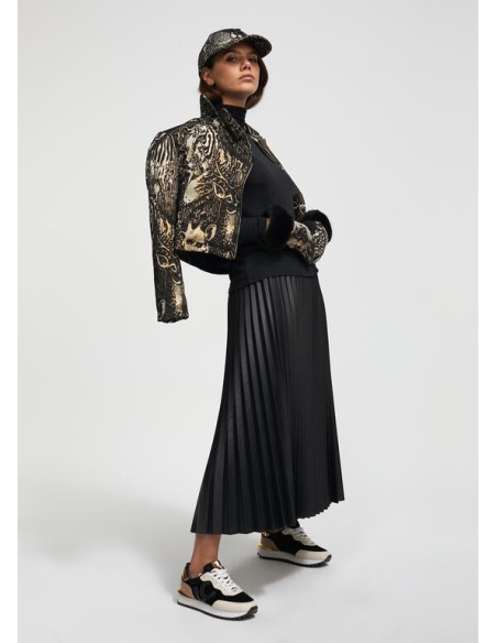 SNEAKERS-NEGRAS-COMBINADAS-BEIGE-MARRÓN-DETALLES-DORADOS-CORDONES-DOS COLORES-LOLA-CASADEMUNT