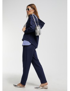 PANTALÓN-JOGGING-CORTE-BÁSICO-AZUL-CINTURA-AJUSTABLE-CORDÓN-LOLA-CASADEMUNT 2