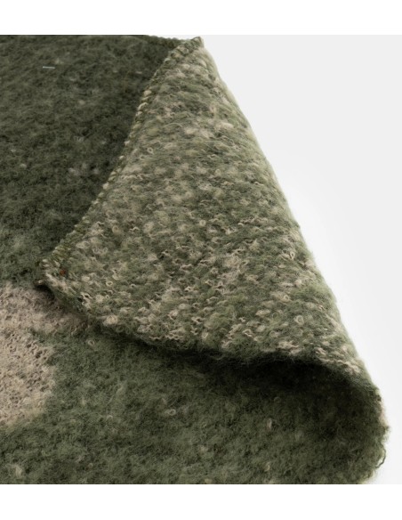 BUFANDA-ANCHA-VERDE-DIBUJOS-BEIGE-ANEKKE