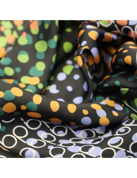 PAÑUELO-CUADRADO-TOPOS-COLORES-LOGOTIPADO-DON-ALGODÓN