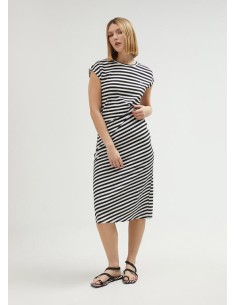 VESTIDO-BICOLOR-RAYAS-BLANCAS-NEGRAS-NUDO-CINTURÓN-LOLA-CASADEMUNT 2
