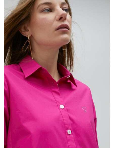 VESTIDO-CAMISERO-FUCSIA-STRASS-AL-TONO-ABOTONADO-LOLA-CASADEMUNT VESTIDO-CAMISERO-FUCSIA-STRASS-AL-TONO-ABOTONADO-LOLA-CASADEMUNT