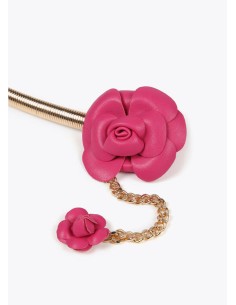 CINTURÓN-METAL-DORADO-ELÁSTICO-FLORES-FUCSIA-LOLA-CASADEMUNT