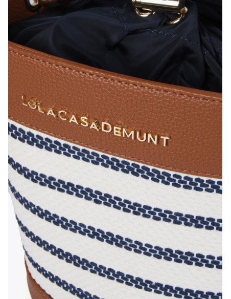 BOLSO-BUCKET-BOMBONERA-COMBINADO-RAYAS-EFECTO-PIEL-MARRÓN-ASA-BANDOLERA-CIERRE.CORDONES-LOLA-CASADEMUNT