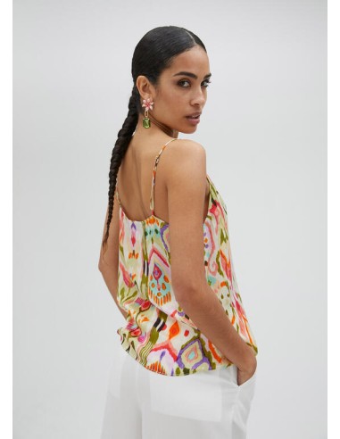 TOP-ESTAMPADO-MULTICOLOT-CUELLO-PICO-TIRANTES-LOLA-CASADEMUNT