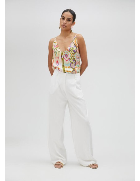 TOP-ESTAMPADO-MULTICOLOT-CUELLO-PICO-TIRANTES-LOLA-CASADEMUNT TOP-ESTAMPADO-MULTICOLOT-CUELLO-PICO-TIRANTES-LOLA-CASADEMUNT