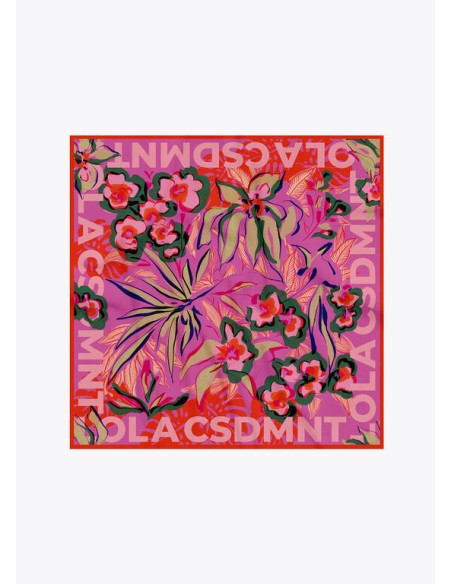 PAÑUELO-SATINADO-CUADRADO-ESTAMPADO-FLORES-TROPICALES-LOGOTIPADO-LOLA-CASADEMUNT PAÑUELO-SATINADO-CUADRADO-ESTAMPADO-FLORES-TROPICALES-LOGOTIPADO-LOLA-CASADEMUNT