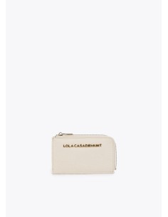 MONEDERO-TARJETERO-EFECTO-PIEL-LISA-LOGO-DORADO-CRUDO-LOLA-CASADEMUNT