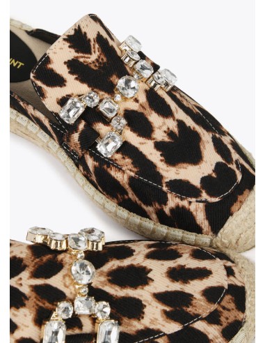 ALPARGATA-PLANA-ESPARTO-ESTAMPADO-ANIMAL-PRINT-PIEDRAS-CRISTALES-LOLA-CASADEMUNT
