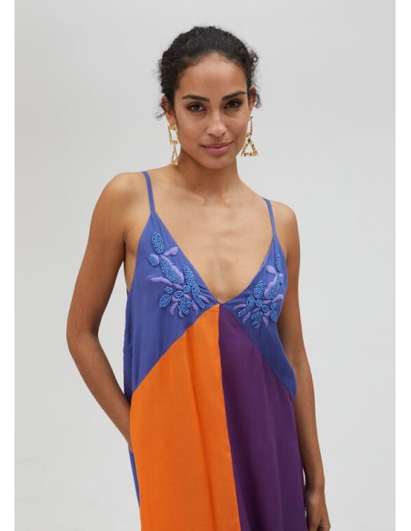 VESTIDO-LARGO-TIRANTES-TRICOLOR-CUELLO-PICO-LOLA-CASADEMUNT VESTIDO-LARGO-TIRANTES-TRICOLOR-CUELLO-PICO-LOLA-CASADEMUNT