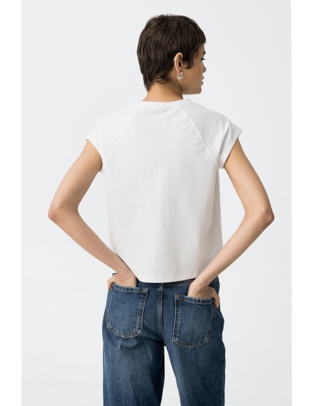 CAMISETA-BLANCA-BÁSICA-CUELLO-REDONDO-MANGA-CORTA-FIORI-TIFFOSI CAMISETA-BLANCA-BÁSICA-CUELLO-REDONDO-MANGA-CORTA-FIORI-TIFFOSI