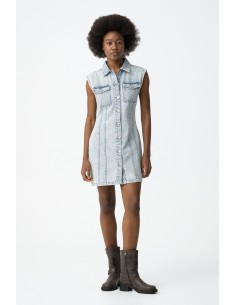 VESTIDO-DENIM-AZUL-CLARO-ABOTONADO-CUELLO-SOLAPA-ATHENA-TIFFOSI