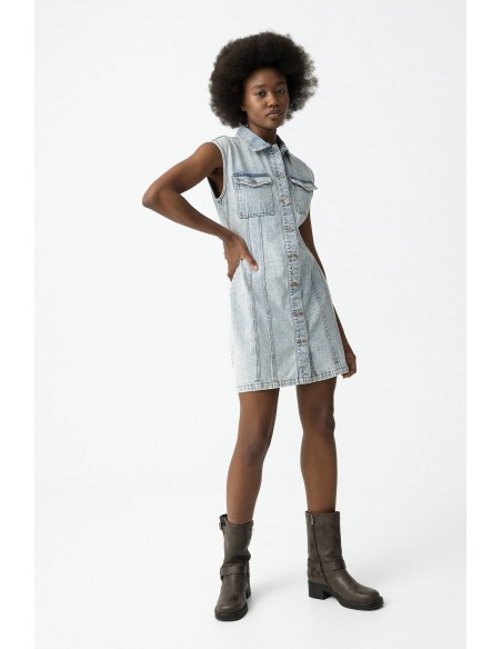 VESTIDO-DENIM-AZUL-CLARO-ABOTONADO-CUELLO-SOLAPA-ATHENA-TIFFOSI VESTIDO-DENIM-AZUL-CLARO-ABOTONADO-CUELLO-SOLAPA-ATHENA-TIFFOSI