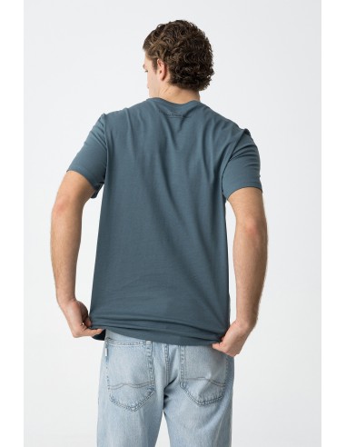 CAMISETA-AZULÓN-ESTAMPADO-FRONTAL-RHYS-TIFFOSI